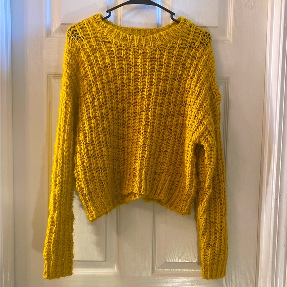 Forever 21 Yellow Chunky Knit Crew Neck Sweater - Picture 4 of 11